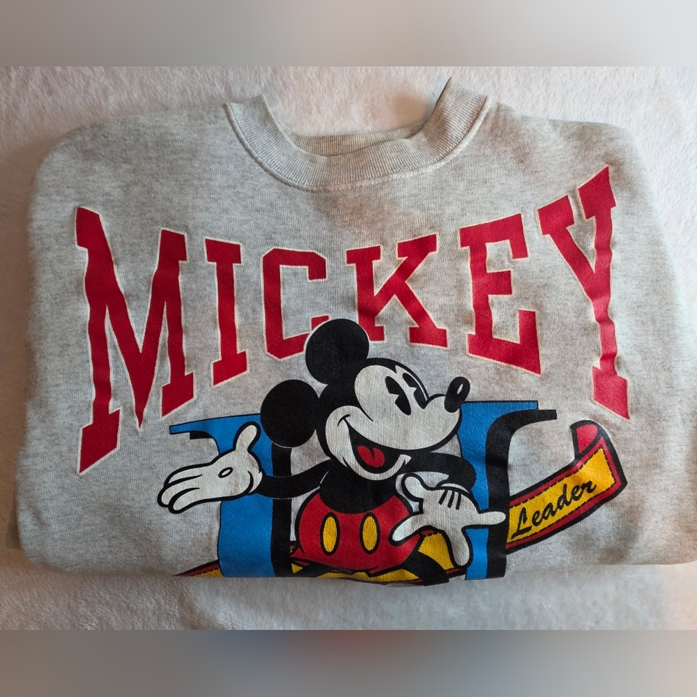 Vintage Mickey Mouse Crewneck Sweatshirt Mickey & Co Gray Graphic Size M/L